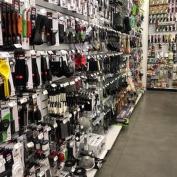 Meet your Posher, Addison's Top Choice New & Used - Picture 5 of 16